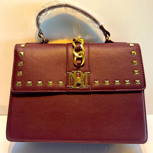 Badgley Mischka Handbags - Badgley Mischka Plain Grain Crossbody Bag - New w/Tags